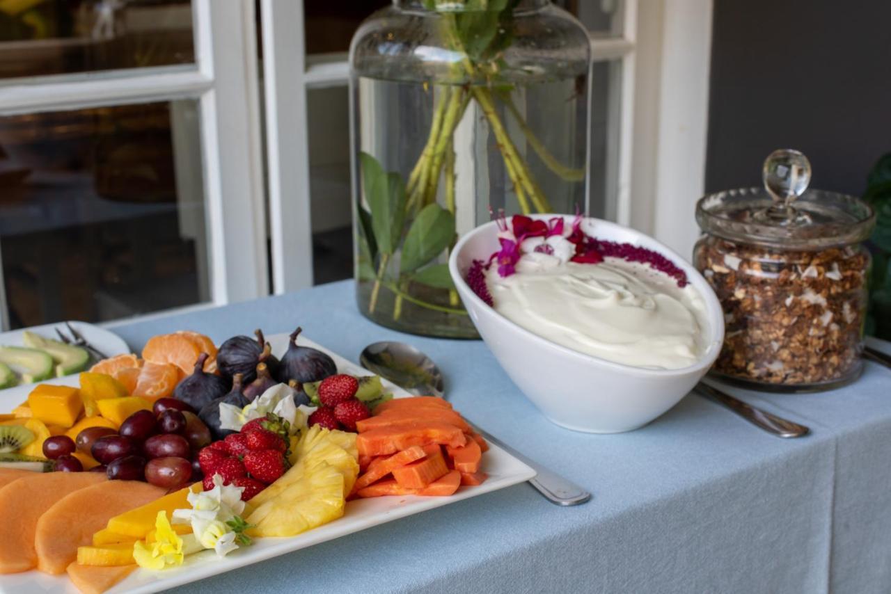 In Abundance Guest House 몬터규 외부 사진